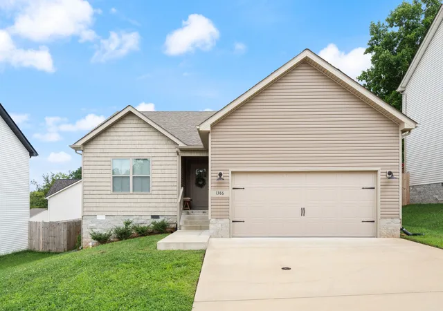 Photo 1 of Single family home for sale at 1386 Isaiah Dr, Clarksville, TN 37042 | MLS# 3319299 | Listing updated on 2026-10-20