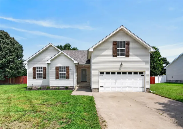 Photo 1 of Sale Pending at 3795 Tamera Ln, Clarksville, TN 37042 | MLS# 3317639 | Listing updated on 2026-08-31