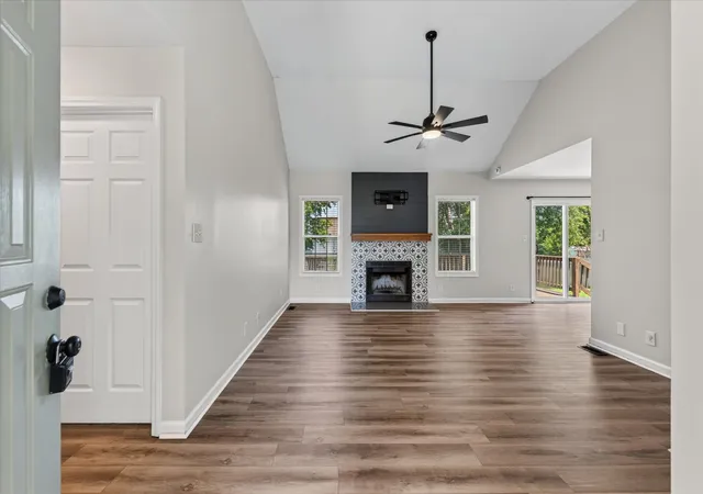 Photo 4 of Sale Pending at 3795 Tamera Ln, Clarksville, TN 37042 | MLS# 3317639 | Listing updated on 2026-08-31