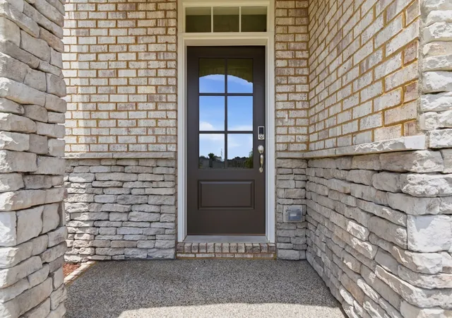 Photo 3 of Sale Pending at 2029 Holbrook Rd, Mount Juliet, TN 37122 | MLS# 3318799 | Listing updated on 2026-08-22
