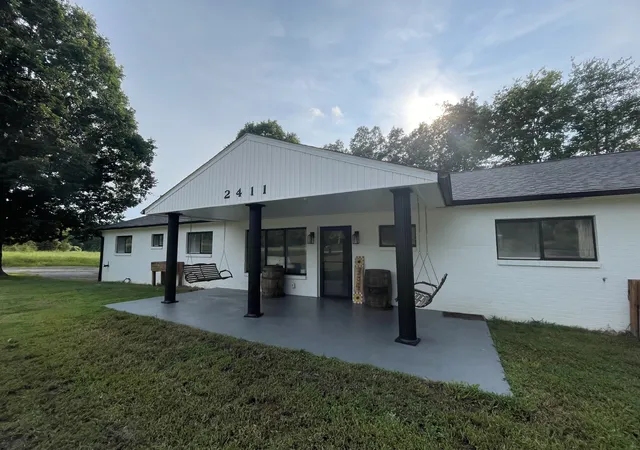 Photo 3 of Single family home for sale at 2411 Slayden Marion Rd, Cumberland Furnace, TN 37051 | MLS# 3319136 | Listing updated on 2026-09-25