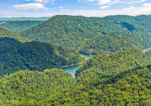 Photo 52 of Single family home for sale at 400 Cabbage Cemetery Rd, Washburn, TN 37888 | MLS# 3318317 | Listing updated on 2026-08-28