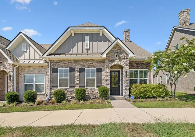 Photo 1 of Single family home for sale at 206 Trevor Dr, Mount Juliet, TN 37122 | MLS# 3319772 | Listing updated on 2026-10-02