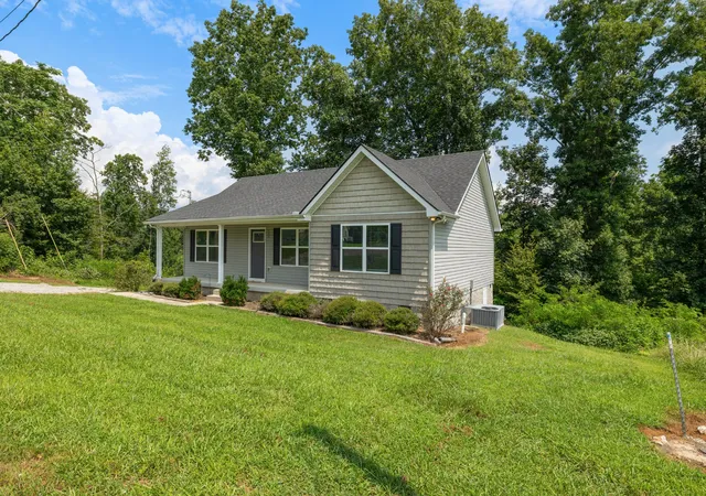 Photo 3 of Single family home for sale at 155 Poling Dr, Pulaski, TN 38478 | MLS# 3319297 | Listing updated on 2026-08-27