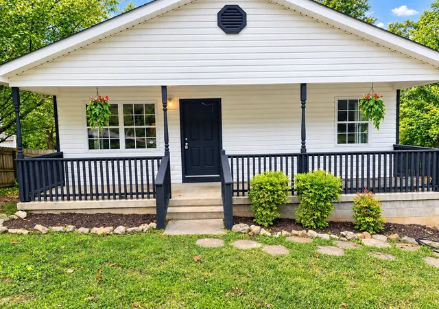 Photo 1 of Single family home for sale at 117 Winding Way, Mc Minnville, TN 37110 | MLS# 3318996 | Listing updated on 2026-10-26