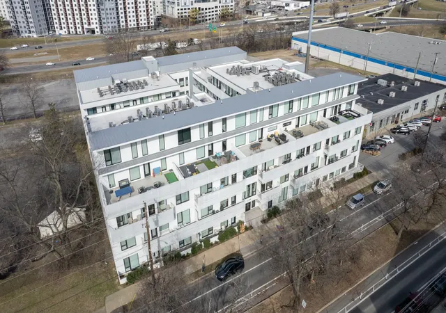 2nd image of 920 King Hollands Ave, Nashville, TN 37203