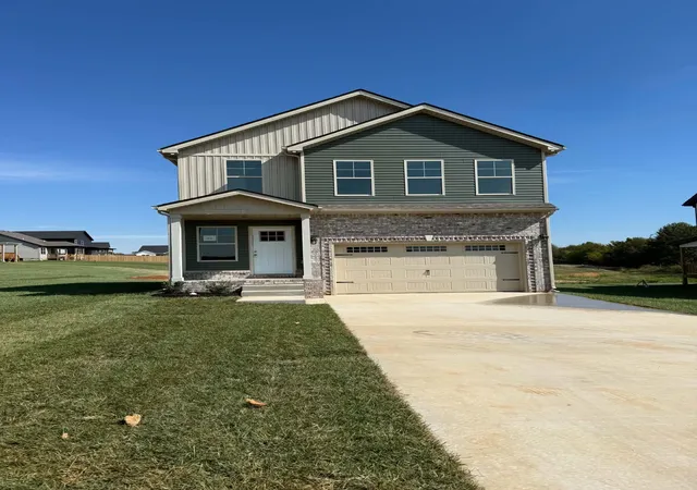 Single family home for sale at 49 Echo Ridge, Oak Grove, KY 42262 | MLS# 3318506