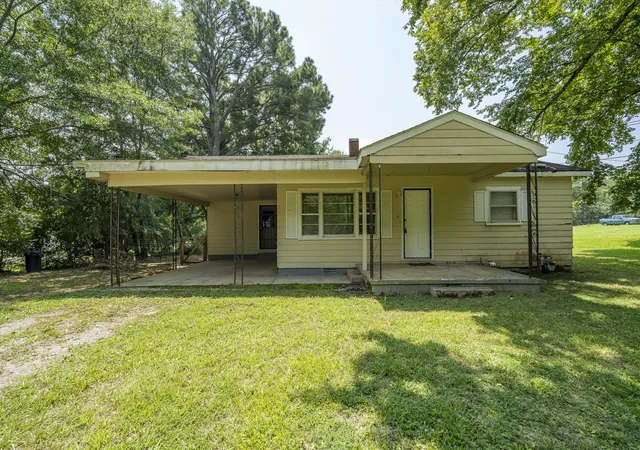 2nd image of 114 S Parkway Ave, Bethel Springs, TN 38315 | MLS# 3318508