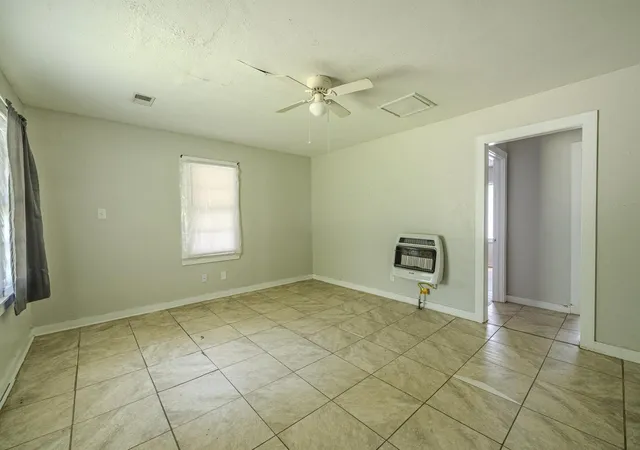 Photo 4 of Single family home for sale at 114 South Pkwy Ave, Bethel Springs, TN 38315 | MLS# 3318508 | Listing updated on 2026-08-24