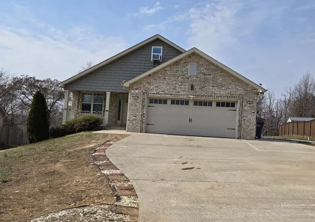 1st image of 222 Hillview Way, Springfield, TN 37172 | MLS# 3319744