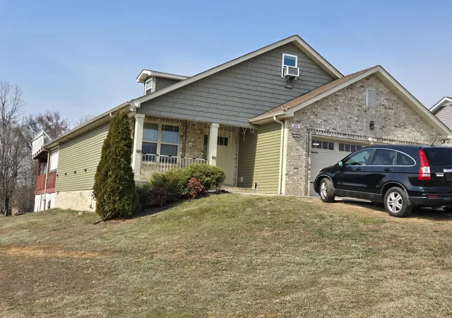 2nd image of 222 Hillview Way, Springfield, TN 37172 | MLS# 3319744