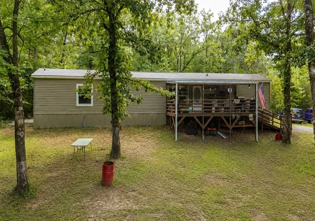 2nd image of 311 Dew Drop Rd, Savannah, TN 38372 | MLS# 3318529