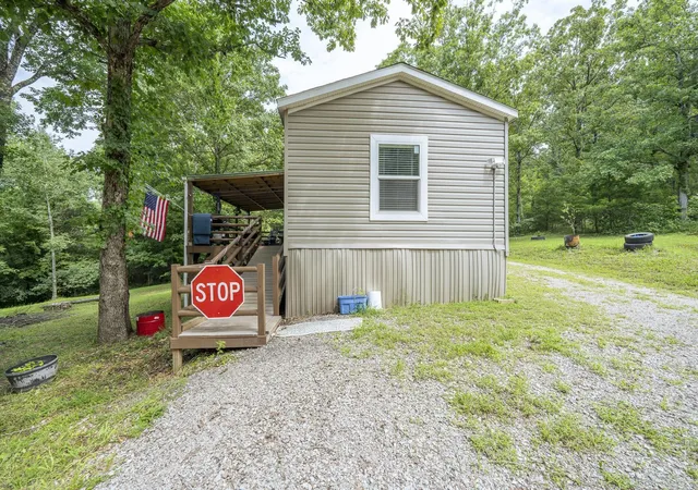 4th image of 311 Dew Drop Rd, Savannah, TN 38372 | MLS# 3318529