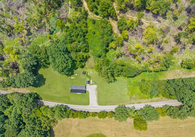 Photo 4 of Single family home for sale at 3618 Highway 46, Indian Mound, TN 37079 | MLS# 3319100 | Listing updated on 2026-08-08