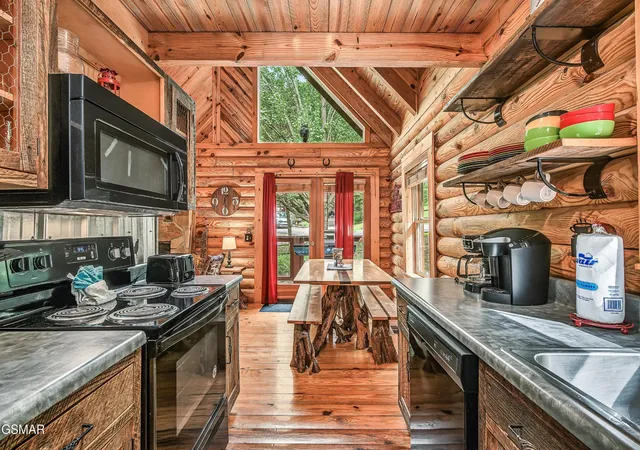 image of 3003 Eagles Claw Way, Pigeon Forge, TN 37863 | MLS# 3318645
