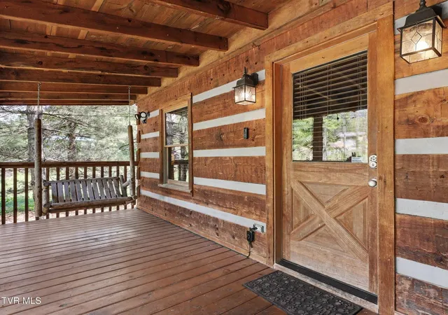Photo 3 of Single family home for sale at 1561 Jobey Green Holw Rd, Sevierville, TN 37876 | MLS# 3318648 | Listing updated on 2026-10-01