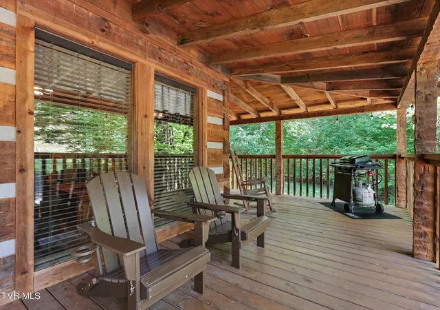 Photo 4 of Single family home for sale at 1561 Jobey Green Holw Rd, Sevierville, TN 37876 | MLS# 3318648 | Listing updated on 2026-10-01