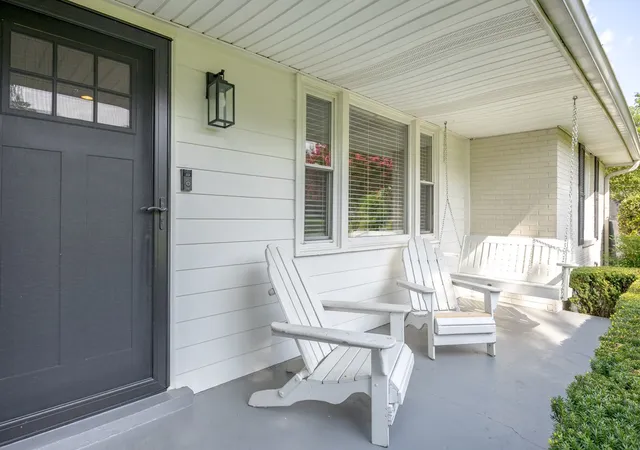 Photo 3 of Single family home for sale at 4936 Briarwood Dr, Nashville, TN 37211 | MLS# 3318678 | Listing updated on 2026-08-31