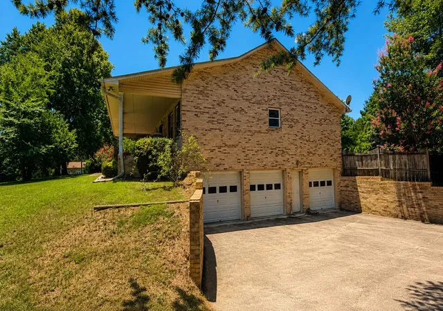 Photo 3 of Single family home for sale at 509 Chestuee Rd NE, Cleveland, TN 37323 | MLS# 3318675 | Listing updated on 2026-09-26