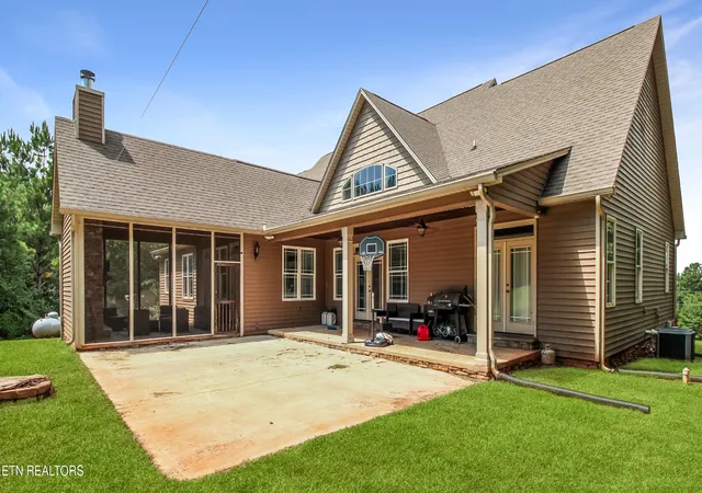 Photo 4 of Single family home for sale at 332 Harris Rd, Old Fort, TN 37362 | MLS# 3318713 | Listing updated on 2026-10-02