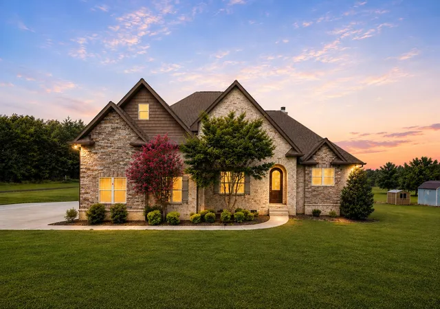 1st image of 6258 Old Murfreesboro Rd E, Lebanon, TN 37090 | MLS# 3515338