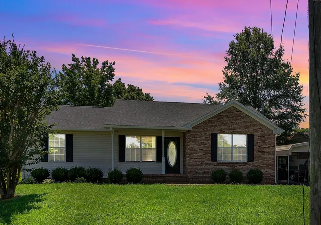 Photo 3 of Single family home for sale at 2915 Campbellsville Pike, Columbia, TN 38401 | MLS# 3320015 | Listing updated on 2026-08-31