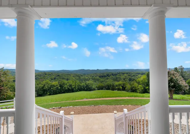 image of 127 Barnes Hollow Rd, Fayetteville, TN 37334 | MLS# 3512849