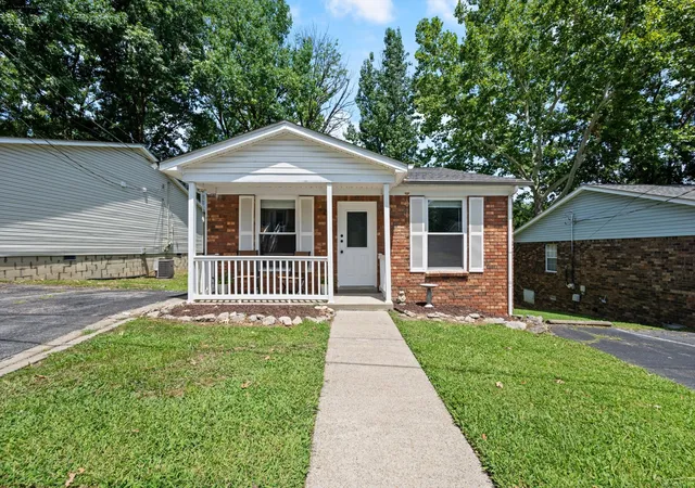 Photo 1 of Condo for sale at 102 Five Oaks Dr, Nashville, TN 37217 | MLS# 3318803 | Listing updated on 2026-08-04
