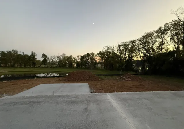 Photo 3 of Single family home for sale at 3321 Victoria Lynne Ct, Murfreesboro, TN 37128 | MLS# 3318814 | Listing updated on 2026-08-24