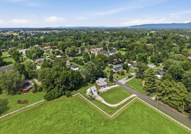 32nd image of 525 Sharp Springs Rd, Winchester, TN 37398 | MLS# 3318900
