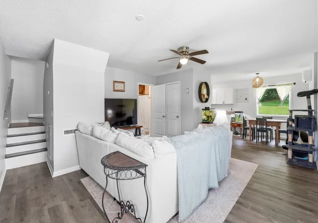 Photo 4 of Single family home for sale at 525 Sharp Springs Rd, Winchester, TN 37398 | MLS# 3318900 | Listing updated on 2026-09-03