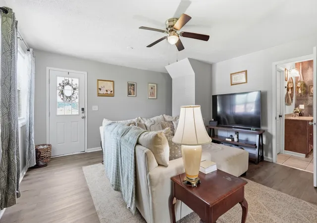 Photo 1 of Single family home for sale at 525 Sharp Springs Rd, Winchester, TN 37398 | MLS# 3318900 | Listing updated on 2026-09-03