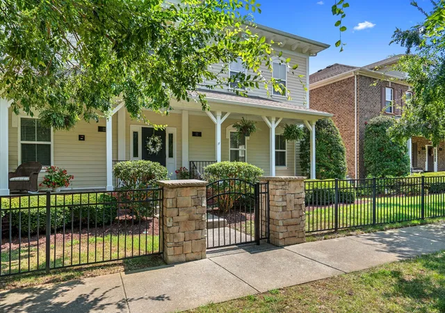 Listing Photo 4 - Condo for sale in building located at 2014 Turning Wheel Ln, Franklin, TN 37067