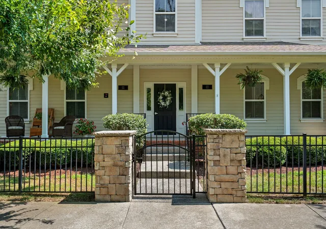 Listing Photo 5 - Condo for sale in building located at 2014 Turning Wheel Ln, Franklin, TN 37067