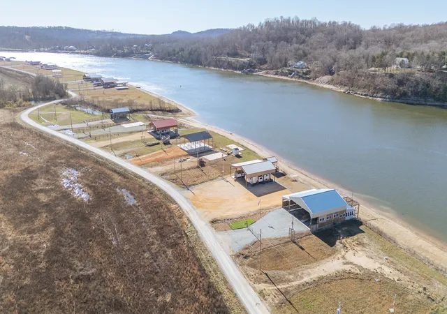 66th image of 2217 Hardin Bottom River Rd, Clifton, TN 38425 | MLS# 3318862