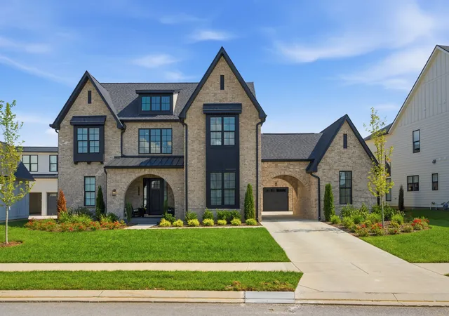 1st image of 7517 Sutcliff Dr, College Grove, TN 37046 | MLS# 3319063