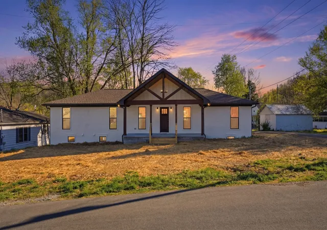 1st image of 104 Division St, Normandy, TN 37360 | MLS# 3318908