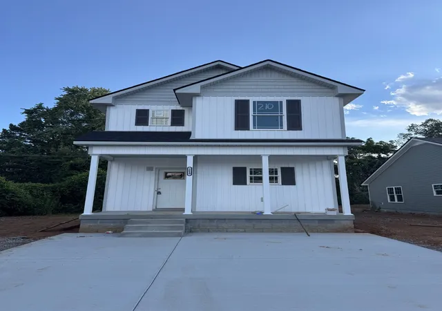 1st image of 2619 Scott Dr, Clarksville, TN 37042 | MLS# 3318903