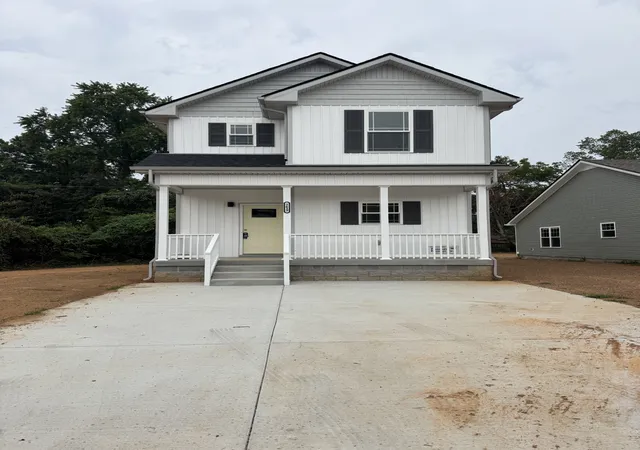 2nd image of 2619 Scott Dr, Clarksville, TN 37042 | MLS# 3318903