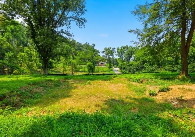 4th image of 1045 Balmoral Dr, Nashville, TN 37220 | MLS# 3318970