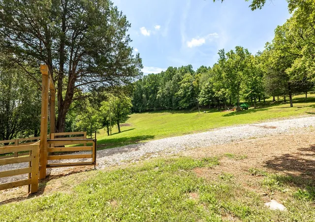 3rd image of 394 Young Hollow Rd, Pulaski, TN 38478 | MLS# 3320366