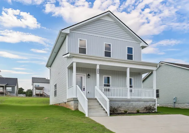 Photo 2 of Single family home for sale at 2667 Scott Dr, Clarksville, TN 37042 | MLS# 3318951 | Listing updated on 2026-09-04