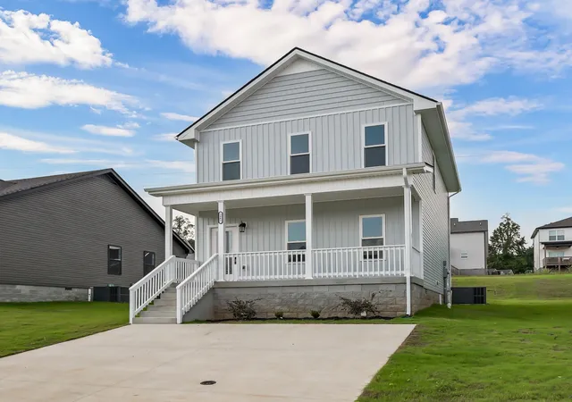 Photo 3 of Single family home for sale at 2667 Scott Dr, Clarksville, TN 37042 | MLS# 3318951 | Listing updated on 2026-09-04
