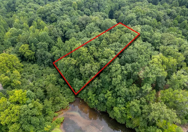 3rd image of 306 Oak Dr, Saulsbury, TN 38067 | MLS# 3318967