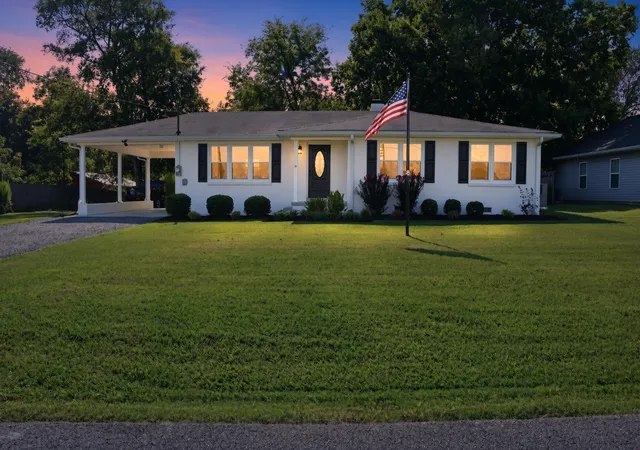 2nd image of 417 Central Ave, Chapel Hill, TN 37034 | MLS# 3513648