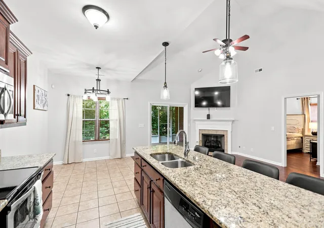 Photo 2 of Single family home for sale at 508 Indian Ridge Cir, White House, TN 37188 | MLS# 3335321 | Listing updated on 2026-09-19
