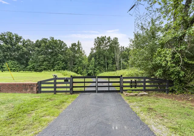 1st image of 3529 Southwark Dr, Springfield, TN 37172 | MLS# 3319281