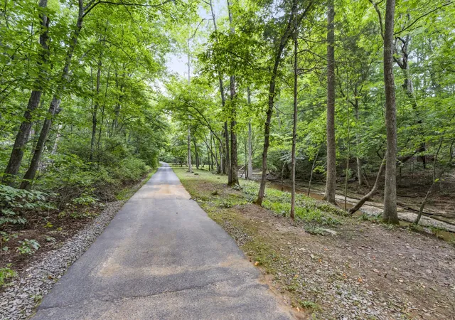 Photo 4 of Sale Pending at 3529 Southwark Dr, Springfield, TN 37172 | MLS# 3319281 | Listing updated on 2026-09-26
