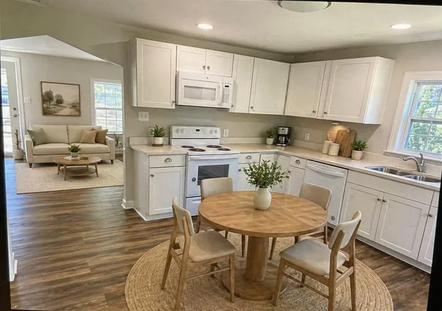 5th image of 411 E 10Th St, Columbia, TN 38401 | MLS# 3320003