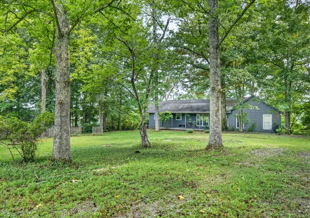 Photo 2 of Sale Pending at 204 Red Bud Dr, Smithville, TN 37166 | MLS# 3319290 | Listing updated on 2026-09-02
